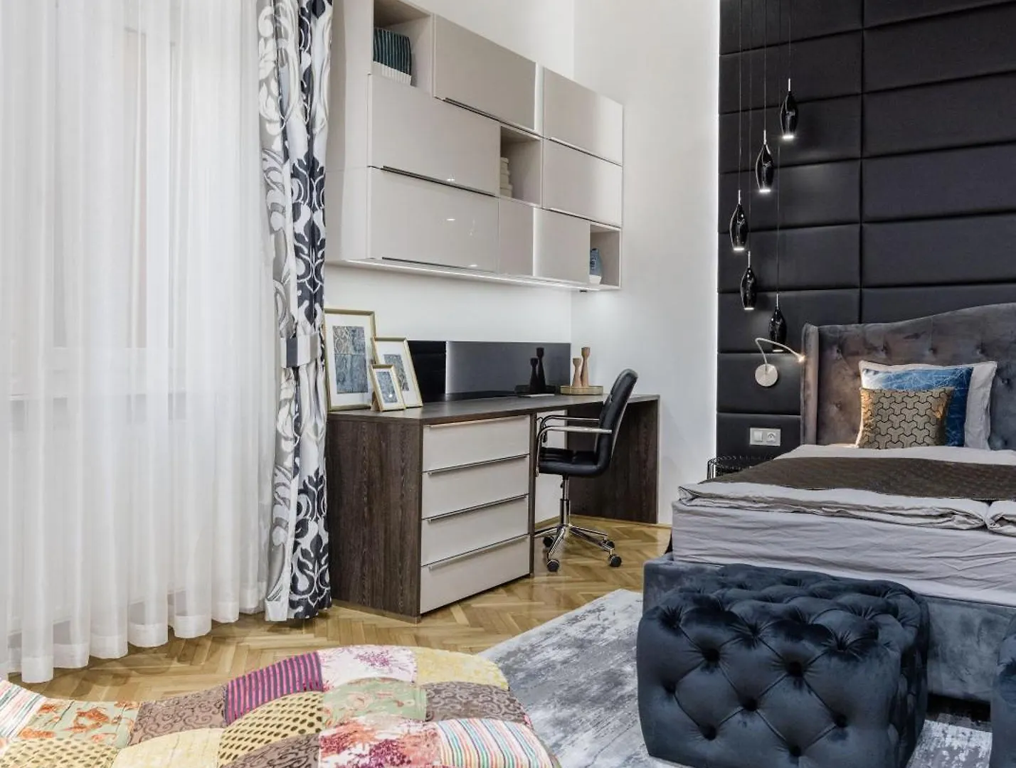 Spacious Designer Home With Premium Touches 부다페스트 0*,