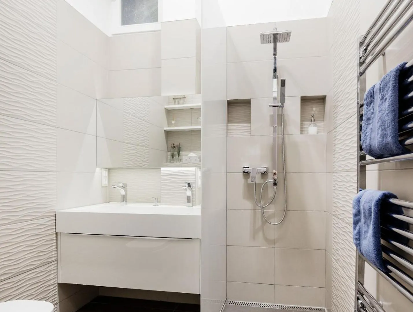 Spacious Designer Home With Premium Touches Βουδαπέστη Ουγγαρία
